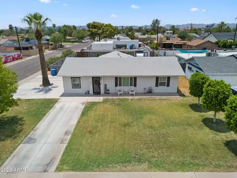 View/Area - 1701 W Fairmount Ave, Phoenix, AZ 85015 photo 1 of 16