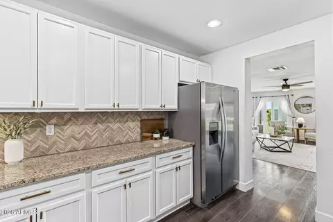 Kitchen - 1701 W Fairmount Ave, Phoenix, AZ 85015 photo 5 of 5