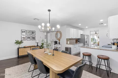 Dining - 1701 W Fairmount Ave, Phoenix, AZ 85015 photo 1 of 6