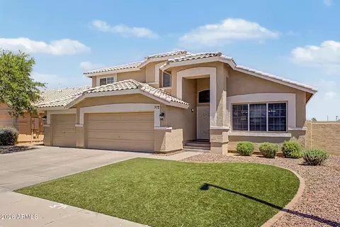 Exterior - 372 E Arabian Dr, Gilbert, AZ 85296 photo 5 of 8