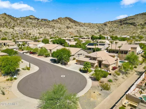 View/Area - 2008 E Granite View Dr, Phoenix, AZ 85048 photo 4 of 5
