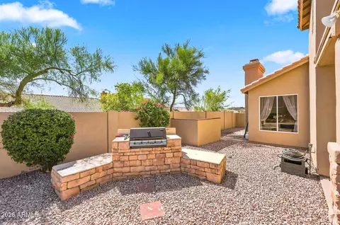 Exterior - 2008 E Granite View Dr, Phoenix, AZ 85048 photo 4 of 9