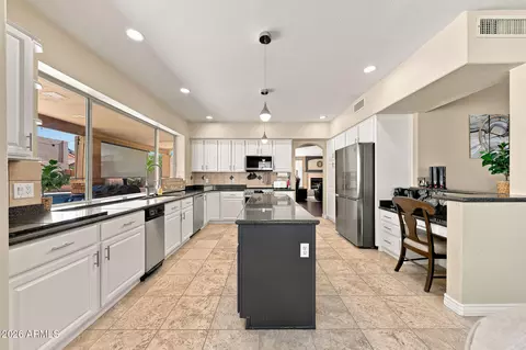 Kitchen - 2008 E Granite View Dr, Phoenix, AZ 85048 photo 1 of 4