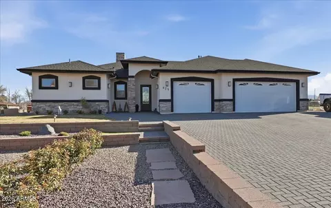 925 E Aztec Dr, Chino Valley, AZ 86323