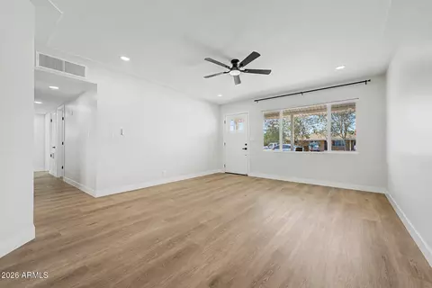 3321 E Belleview St, Phoenix, AZ 85008 photo 4
