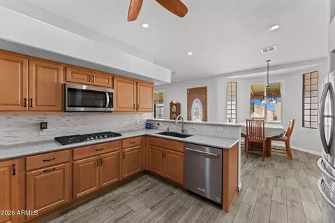 Kitchen - 34841 N 3rd St, Phoenix, AZ 85086 photo 4 of 4