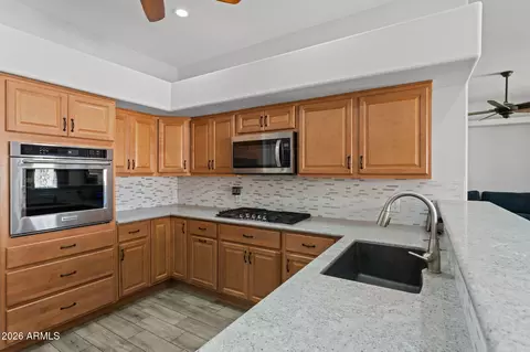 Kitchen - 34841 N 3rd St, Phoenix, AZ 85086 photo 2 of 4