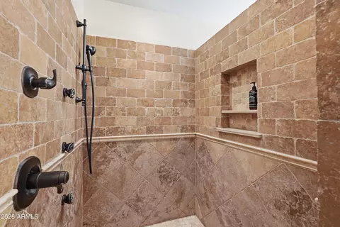 Bath - 1932 E Morrow Dr, Phoenix, AZ 85024 photo 3 of 4
