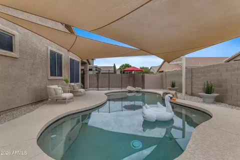 Exterior - 1121 E Ranch Ct, Gilbert, AZ 85296 photo 4 of 11