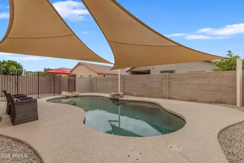 Exterior - 1121 E Ranch Ct, Gilbert, AZ 85296 photo 10 of 11