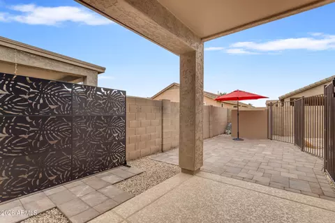 Exterior - 1121 E Ranch Ct, Gilbert, AZ 85296 photo 5 of 11