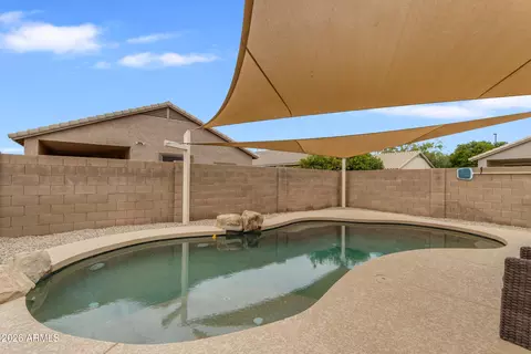 Exterior - 1121 E Ranch Ct, Gilbert, AZ 85296 photo 7 of 11