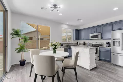Kitchen - 1121 E Ranch Ct, Gilbert, AZ 85296 photo 1 of 5