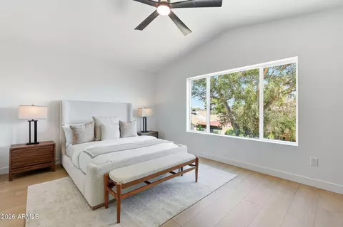 Bedroom - 3713 E Taro Ln, Phoenix, AZ 85050 photo 3 of 7