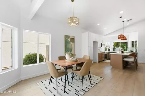 Dining - 3713 E Taro Ln, Phoenix, AZ 85050 photo 3 of 3