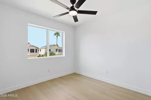 Bedroom - 3713 E Taro Ln, Phoenix, AZ 85050 photo 2 of 7