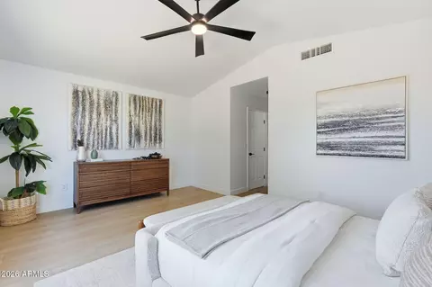 Bedroom - 3713 E Taro Ln, Phoenix, AZ 85050 photo 6 of 7