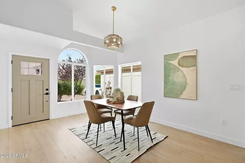 Dining - 3713 E Taro Ln, Phoenix, AZ 85050 photo 1 of 3