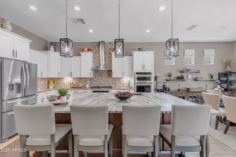 Kitchen - 11116 E Travertine Ave, Mesa, AZ 85212 photo 3 of 11