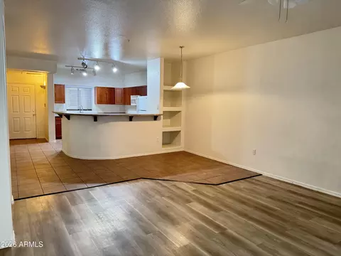 Living - 920 E Devonshire Ave #2012, Phoenix, AZ 85014 photo 2 of 3