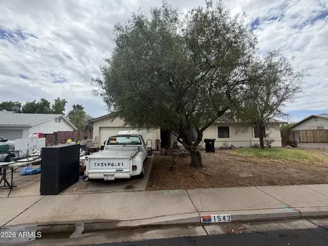 1542 N Rowen St, Mesa, AZ 85207
