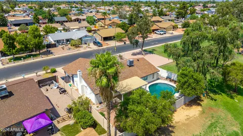 View/Area - 2217 E Holmes Ave, Mesa, AZ 85204 photo 7 of 16