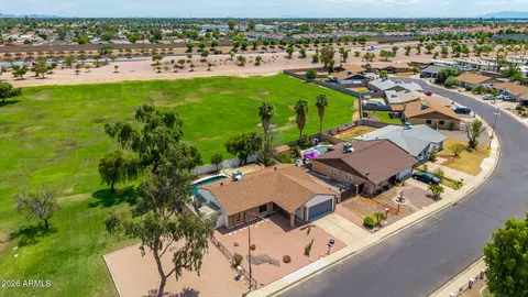 View/Area - 2217 E Holmes Ave, Mesa, AZ 85204 photo 2 of 16