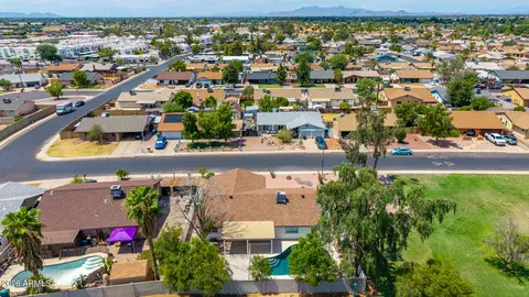 View/Area - 2217 E Holmes Ave, Mesa, AZ 85204 photo 12 of 16