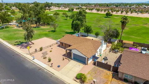 View/Area - 2217 E Holmes Ave, Mesa, AZ 85204 photo 6 of 16
