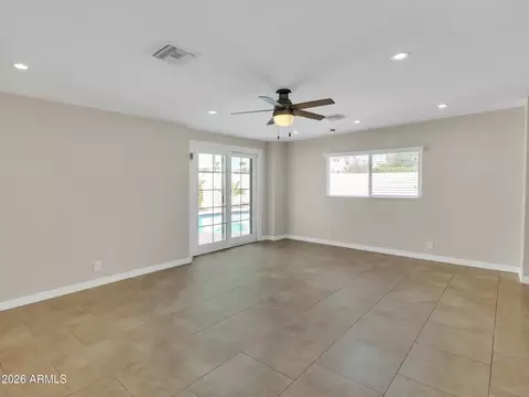 Living - 6036 N 8th St, Phoenix, AZ 85014 photo 7 of 7