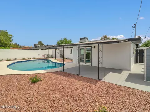 Exterior - 6036 N 8th St, Phoenix, AZ 85014 photo 3 of 8