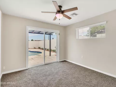 Bedroom - 6036 N 8th St, Phoenix, AZ 85014 photo 3 of 8