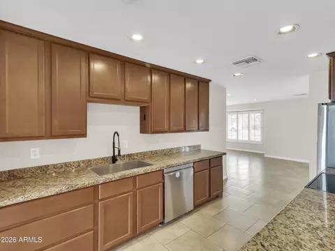 Kitchen - 6036 N 8th St, Phoenix, AZ 85014 photo 3 of 7