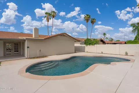 Exterior - 417 E Marconi Ave, Phoenix, AZ 85022 photo 2 of 12