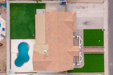View/Area - 417 E Marconi Ave, Phoenix, AZ 85022 photo 6 of 16