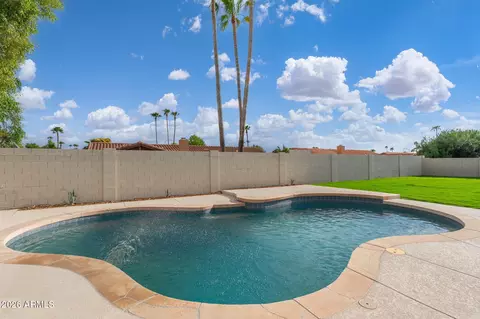 Exterior - 417 E Marconi Ave, Phoenix, AZ 85022 photo 10 of 12