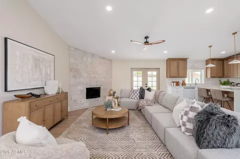 Living - 417 E Marconi Ave, Phoenix, AZ 85022 photo 1 of 3