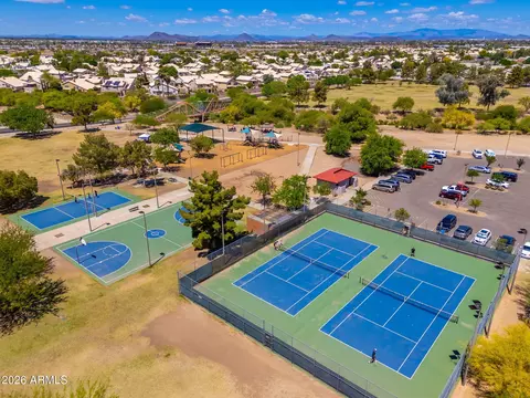 View/Area - 417 E Marconi Ave, Phoenix, AZ 85022 photo 12 of 16