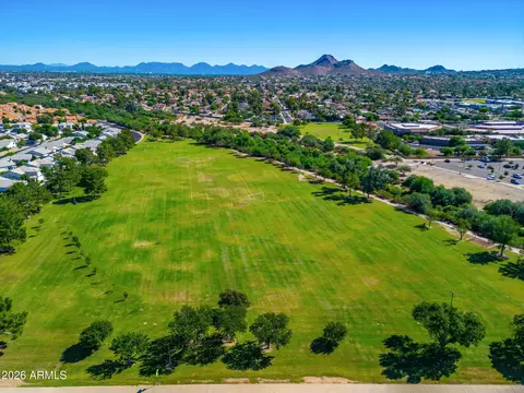 View/Area - 417 E Marconi Ave, Phoenix, AZ 85022 photo 11 of 16