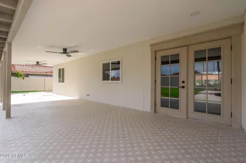 Exterior - 417 E Marconi Ave, Phoenix, AZ 85022 photo 4 of 12