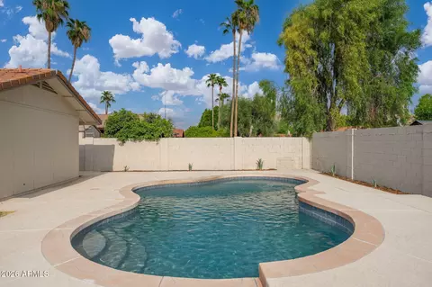 Exterior - 417 E Marconi Ave, Phoenix, AZ 85022 photo 8 of 12