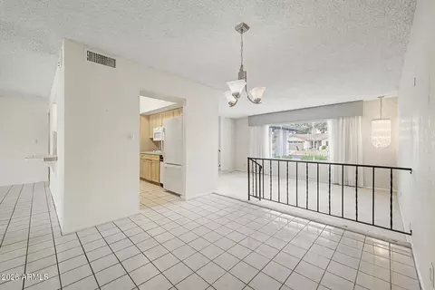 2801 E North Ln, Phoenix, AZ 85028 photo 11