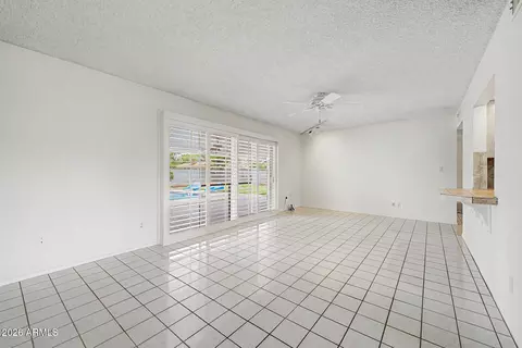 2801 E North Ln, Phoenix, AZ 85028 photo 12