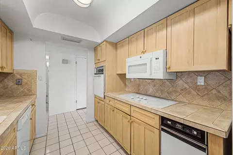 2801 E North Ln, Phoenix, AZ 85028 photo 16