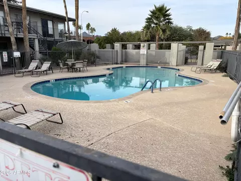 Exterior - 4111 E Camelback Rd #17, Phoenix, AZ 85018 photo 3 of 4