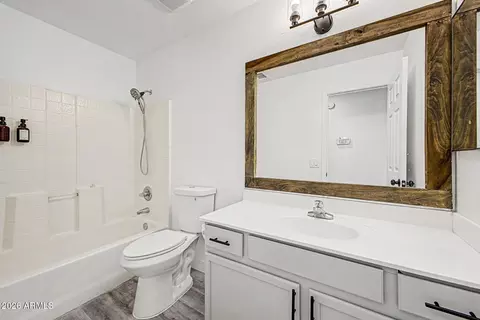 Bath - 5823 E Hopi Cir, Mesa, AZ 85206 photo 3 of 3