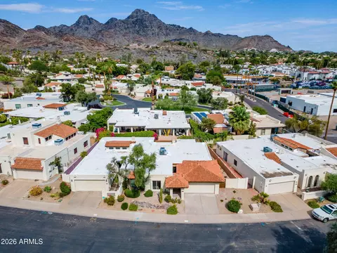 View/Area - 1709 E Frier Dr, Phoenix, AZ 85020 photo 2 of 4