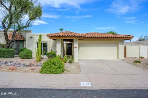 Exterior - 1709 E Frier Dr, Phoenix, AZ 85020 photo 3 of 4