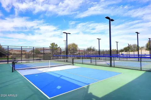 View/Area - 4058 E Rakestraw Ln, Gilbert, AZ 85298 photo 11 of 12
