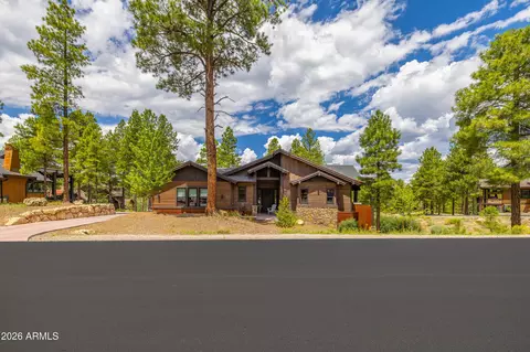 3551 S Clubhouse Cir, Flagstaff, AZ 86005